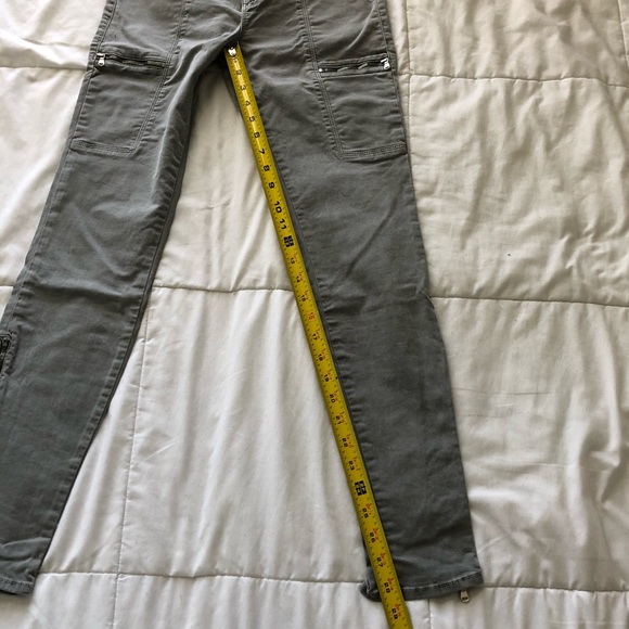 EUC J Brand Kassidy Vintage Olive Zipper Skinny - Picture 13 of 15